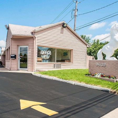 Castle Inn & Suites Niagara Falls Bagian luar foto