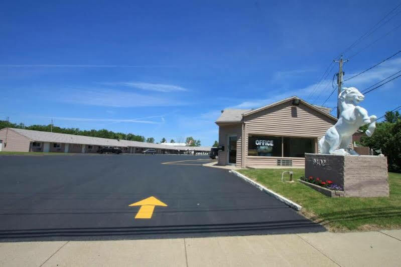 Castle Inn & Suites Niagara Falls Bagian luar foto
